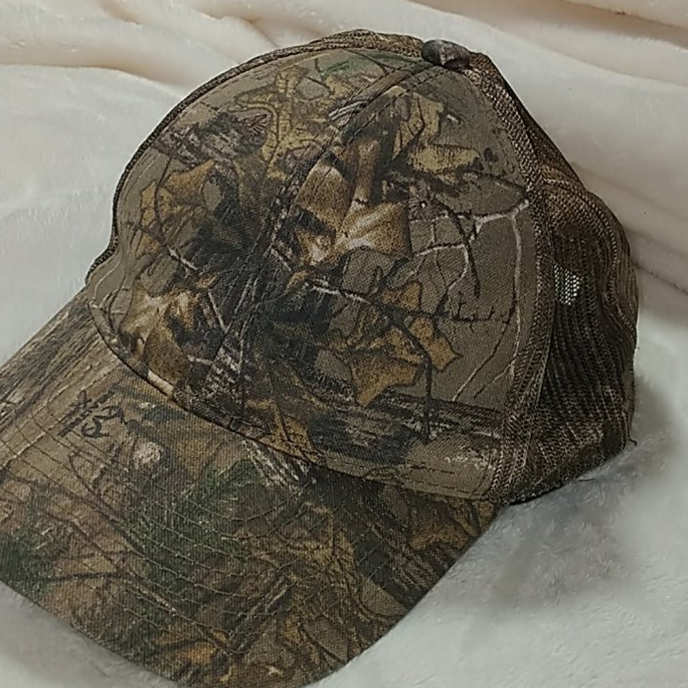 Camo hat